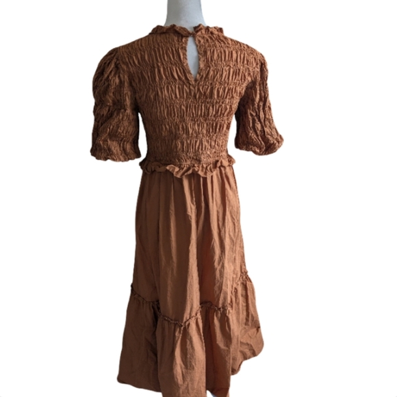 Anthropologie Moon River Caramel Smocked Midi Dress Puff Sleeve M - Picture 9 of 15